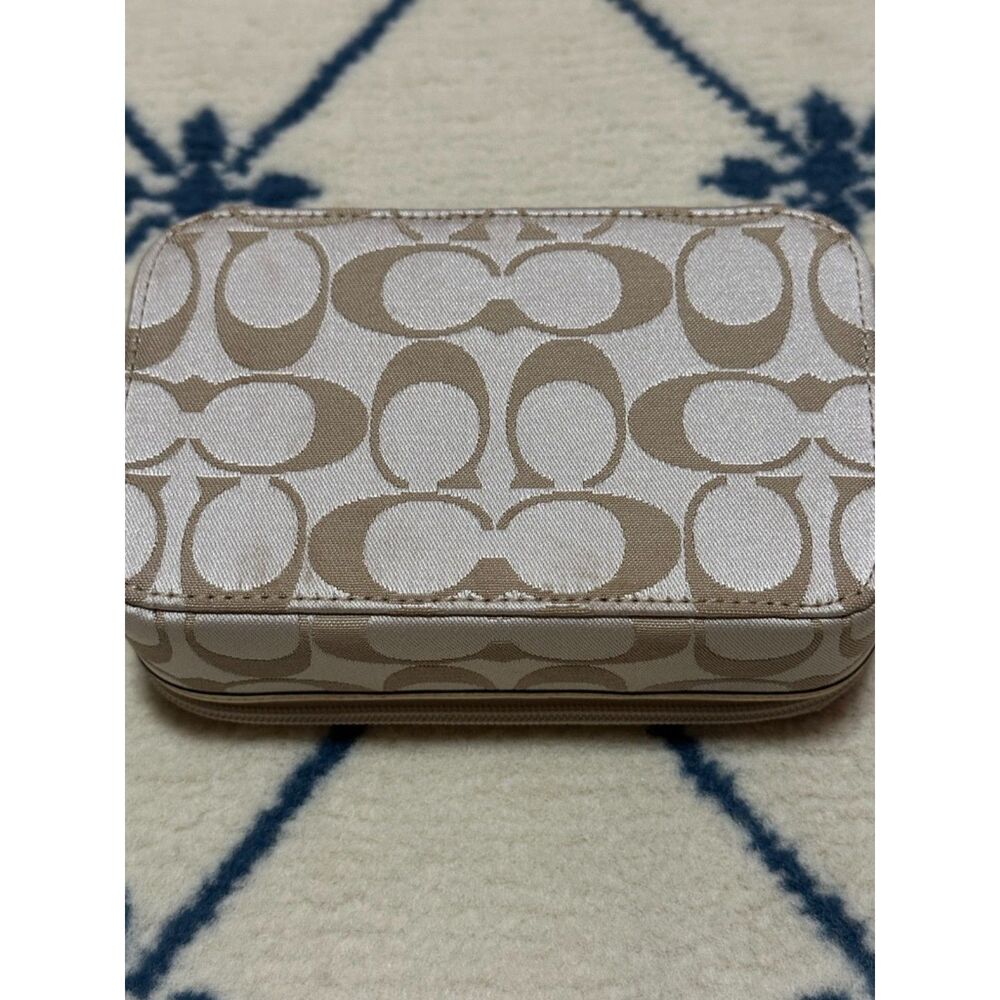 Coach Y2K Signature C Floral Appliqué Jewelry Travel Case Box - Khaki - Picture 5 of 7